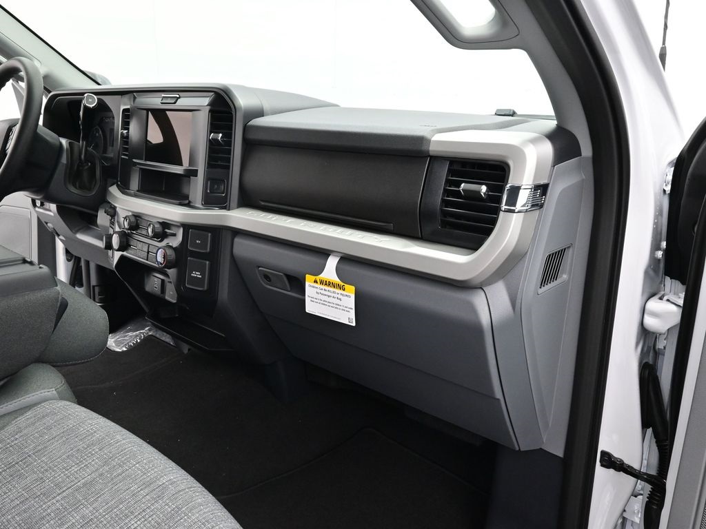 2026 Ford F-350 XLT photo 14