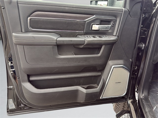 2026 Ram 2500 Laramie photo 11
