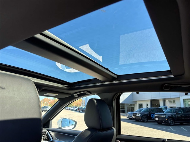 Used 2024 Rhodium White Metallic Mazda 3.3 Turbo S Premium image 10