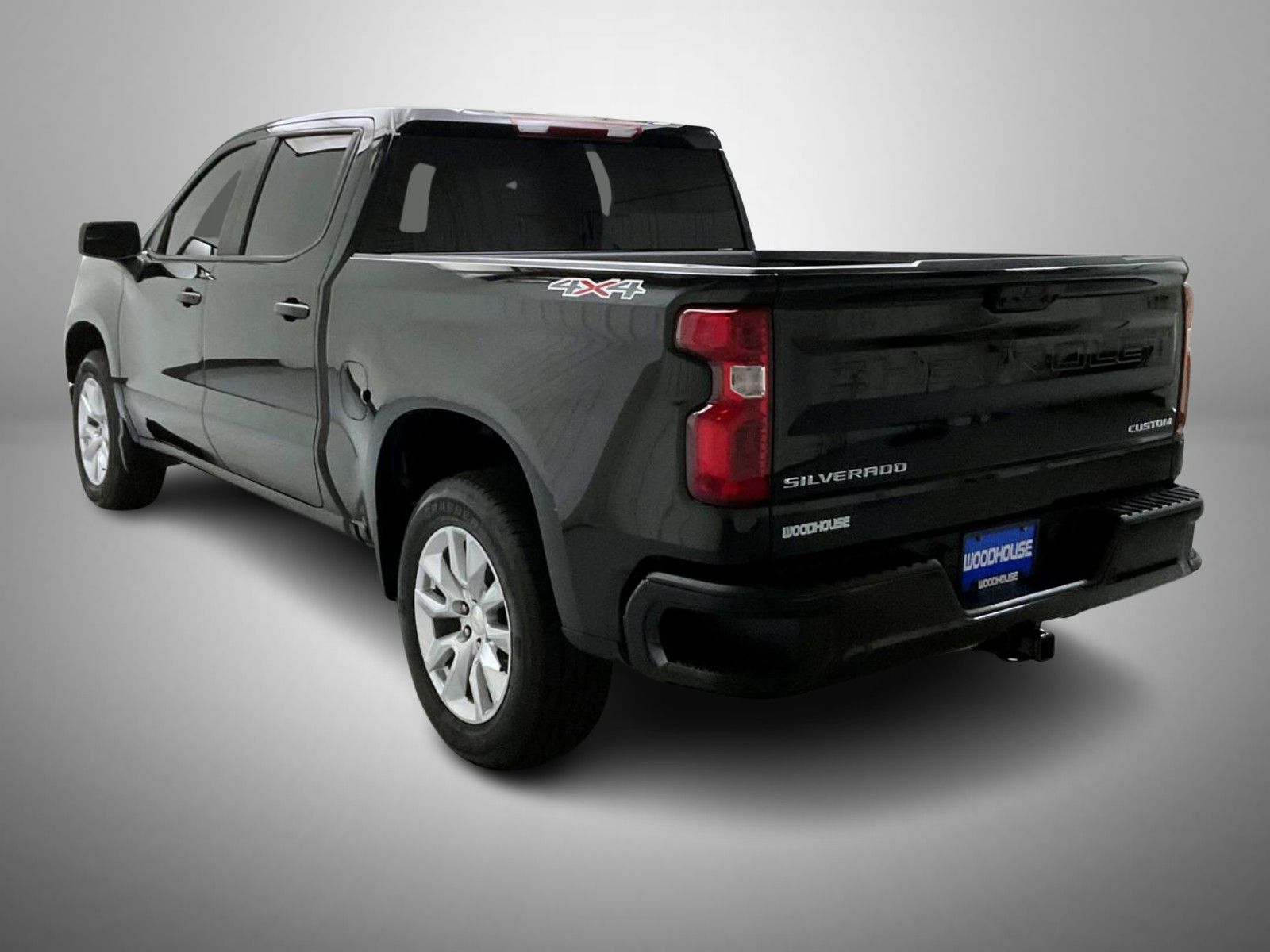 2024 Chevrolet Silverado 1500 Custom photo 7