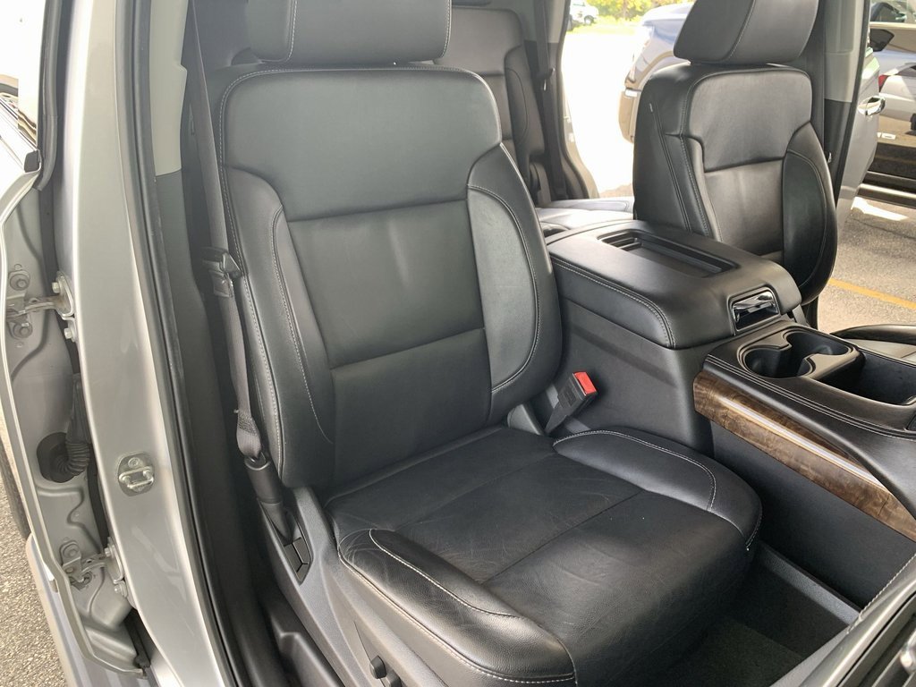 2015 Chevrolet Tahoe LT photo 22