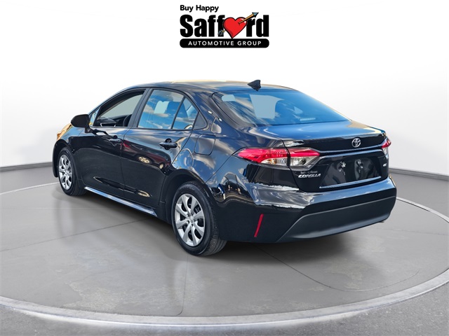 2025 Toyota Corolla LE photo 4