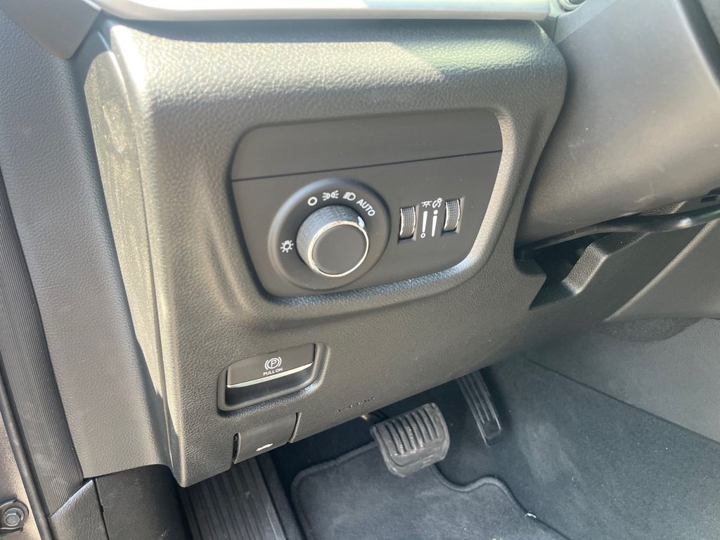 2025 Jeep Grand Cherokee Altitude X photo 23
