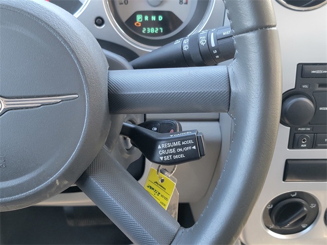 2010 Chrysler PT Cruiser Touring photo 26