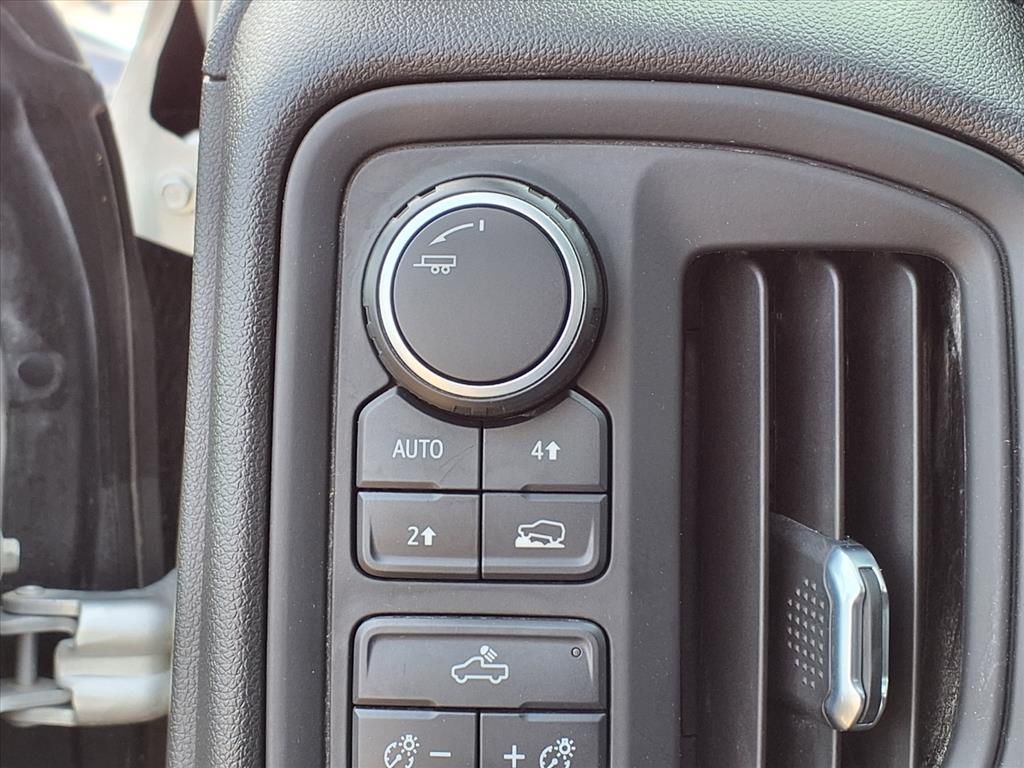 2021 Chevrolet Silverado 1500 photo 4