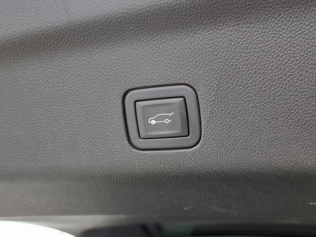 2023 Chevrolet Tahoe LT photo 33