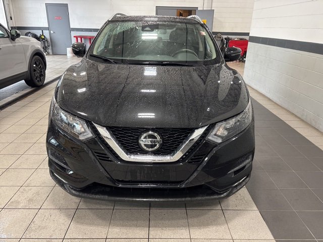 2022 Nissan Rogue Sport SV photo 2