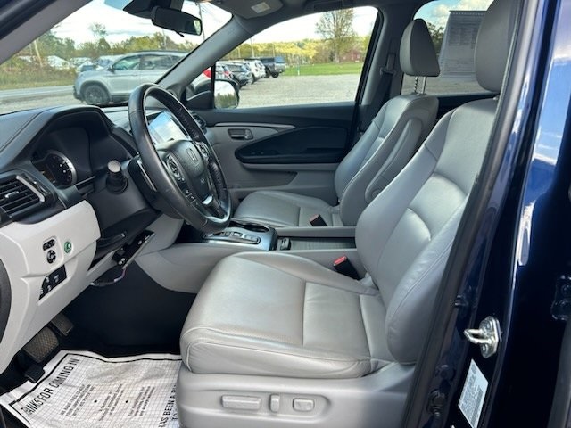 2020 Honda Ridgeline RTL photo 3