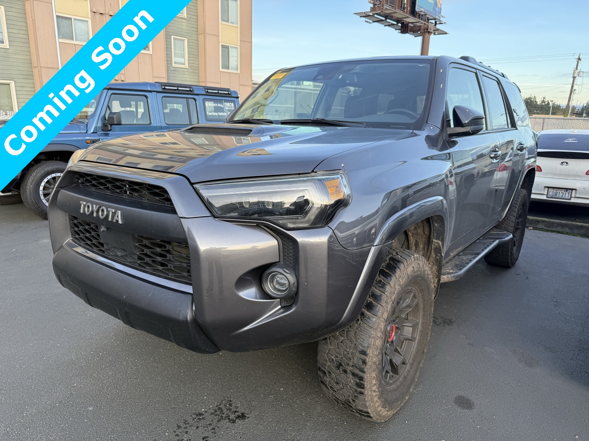 2023 Toyota 4Runner TRD Off-Road Premium photo 3