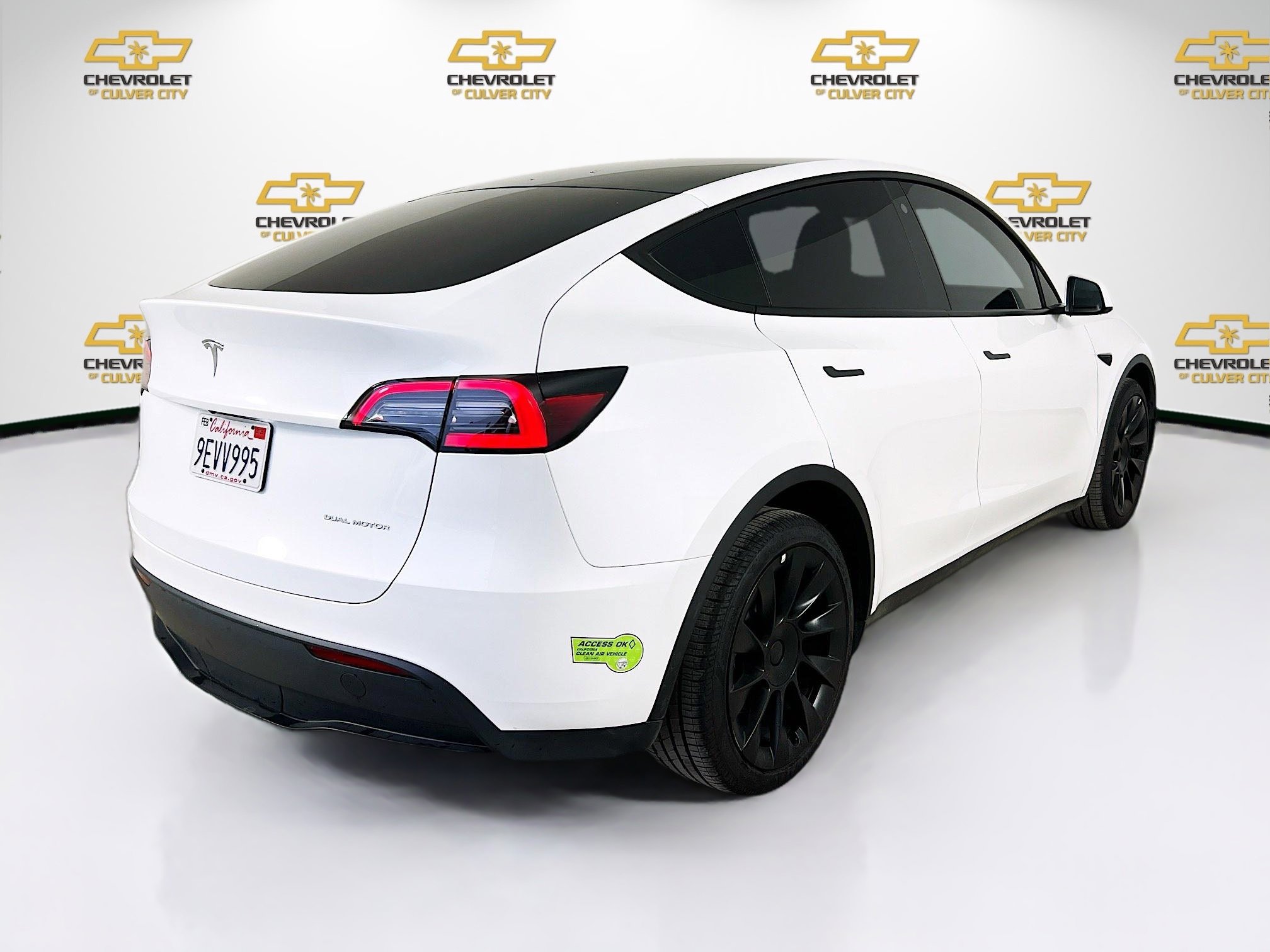 2023 Tesla Model Y Long Range photo 7