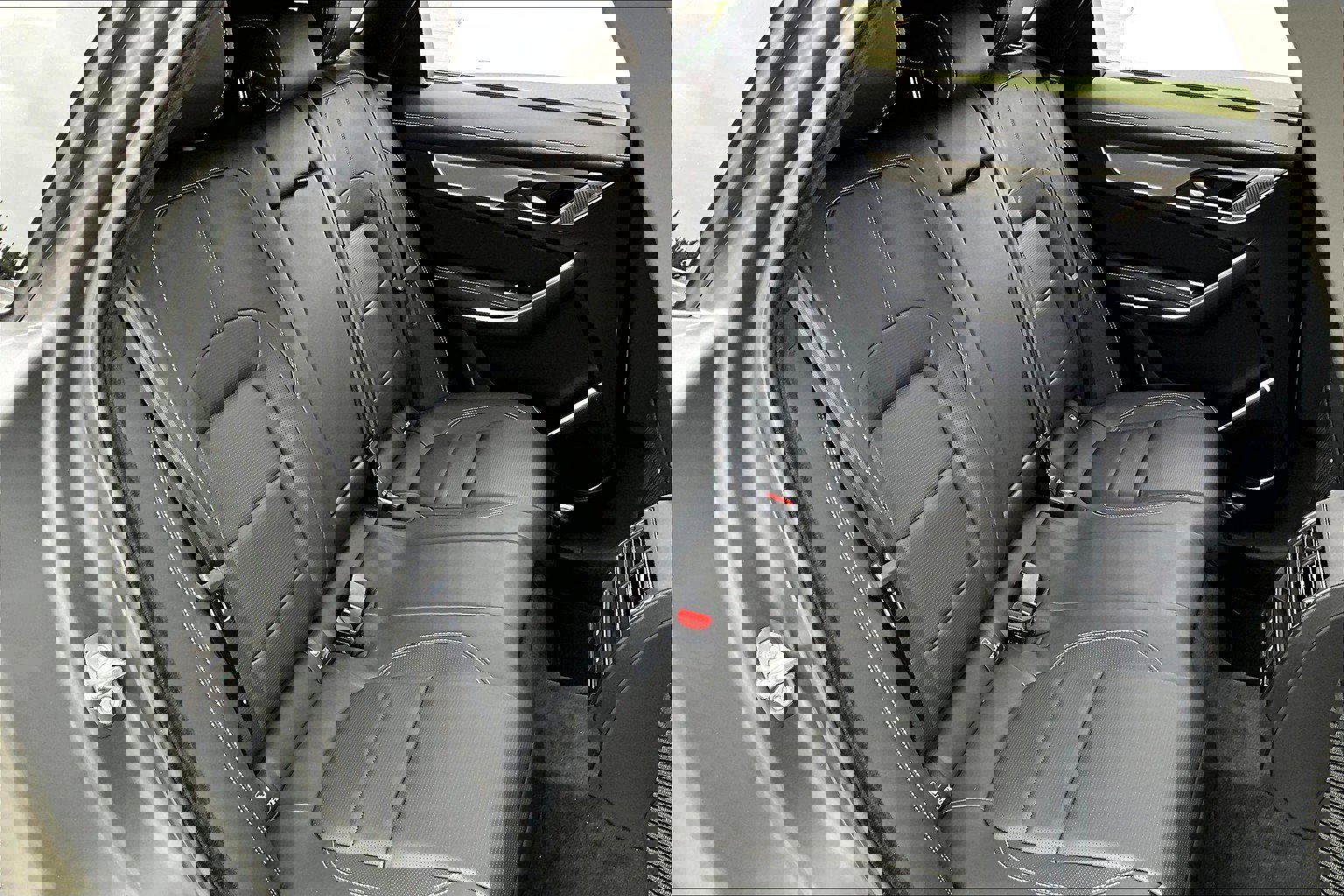 2026 Jaguar F-PACE P250 R-Dynamic S photo 7
