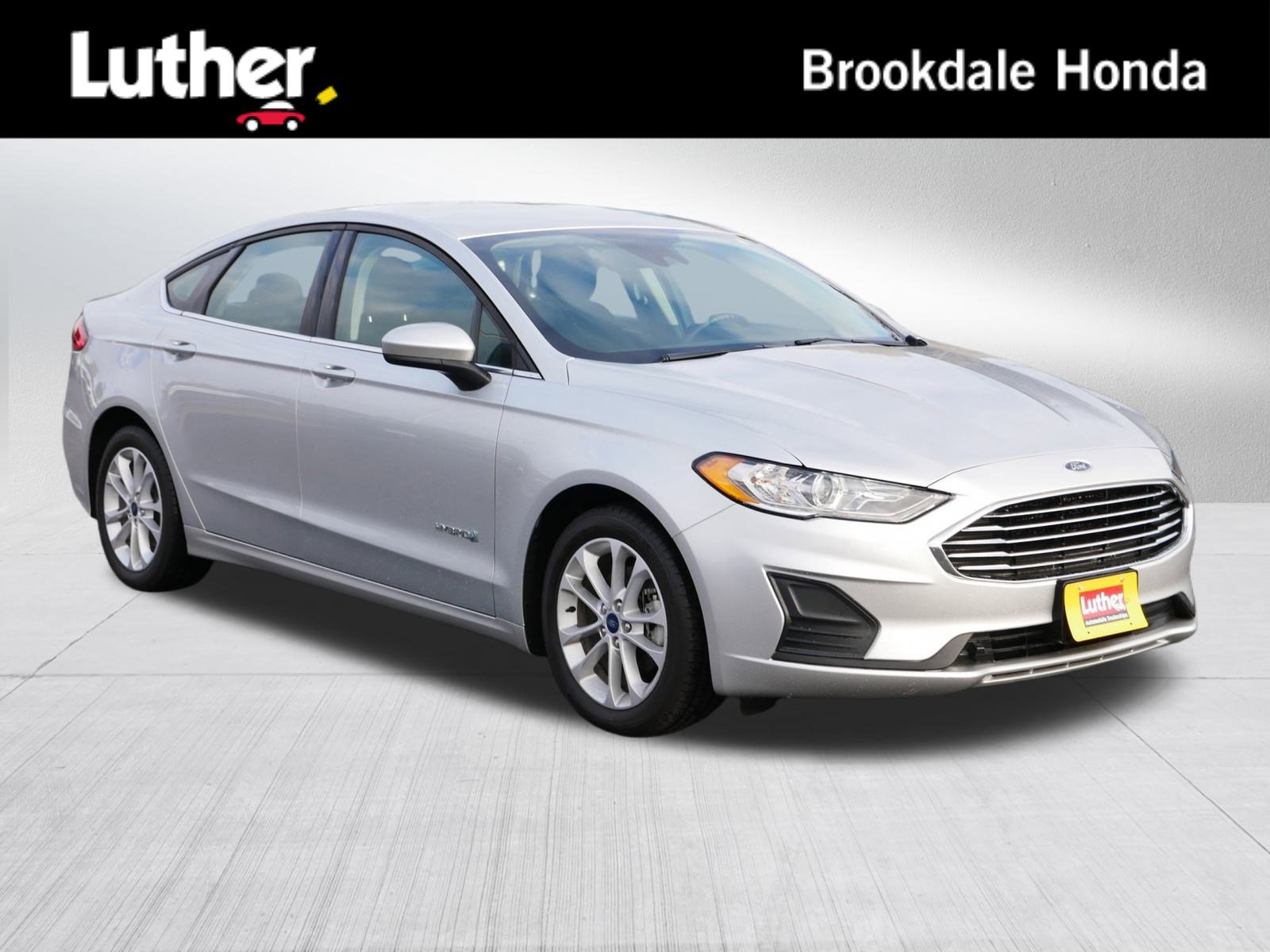 2019 Ford Fusion Hybrid SE's photo