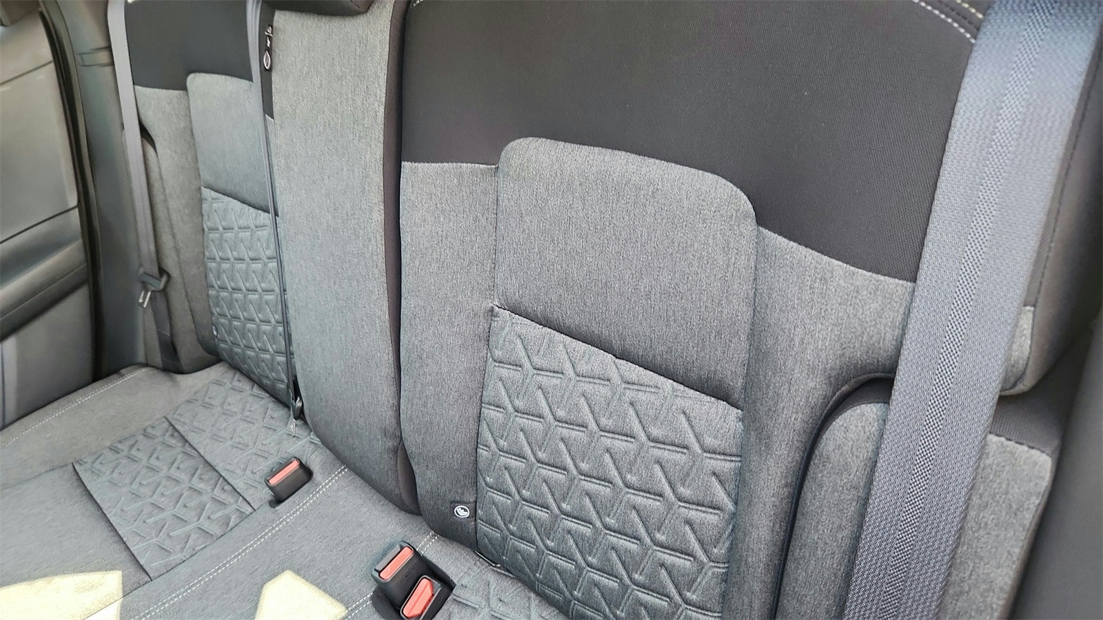 2026 Nissan Kicks SV photo 20