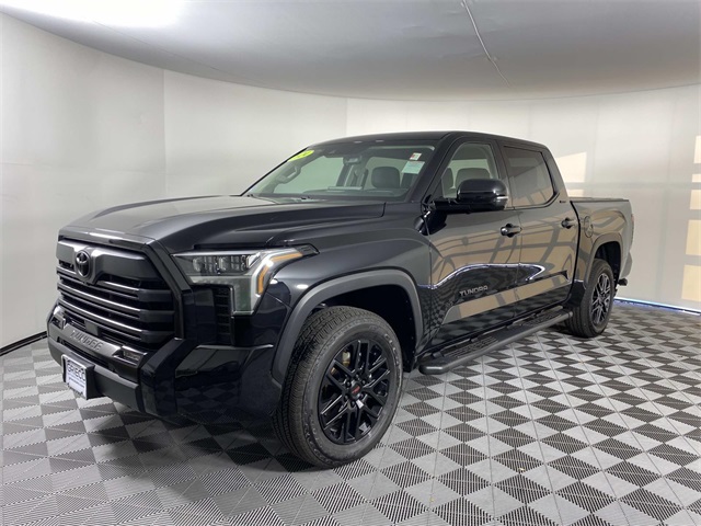 2024 Toyota Tundra Limited photo 3