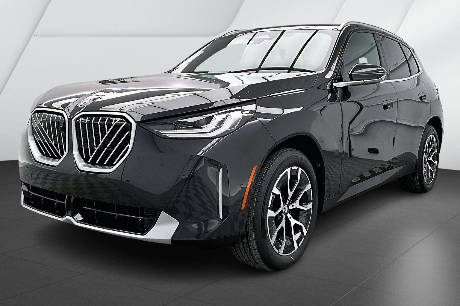 2026 BMW X3 30's photo