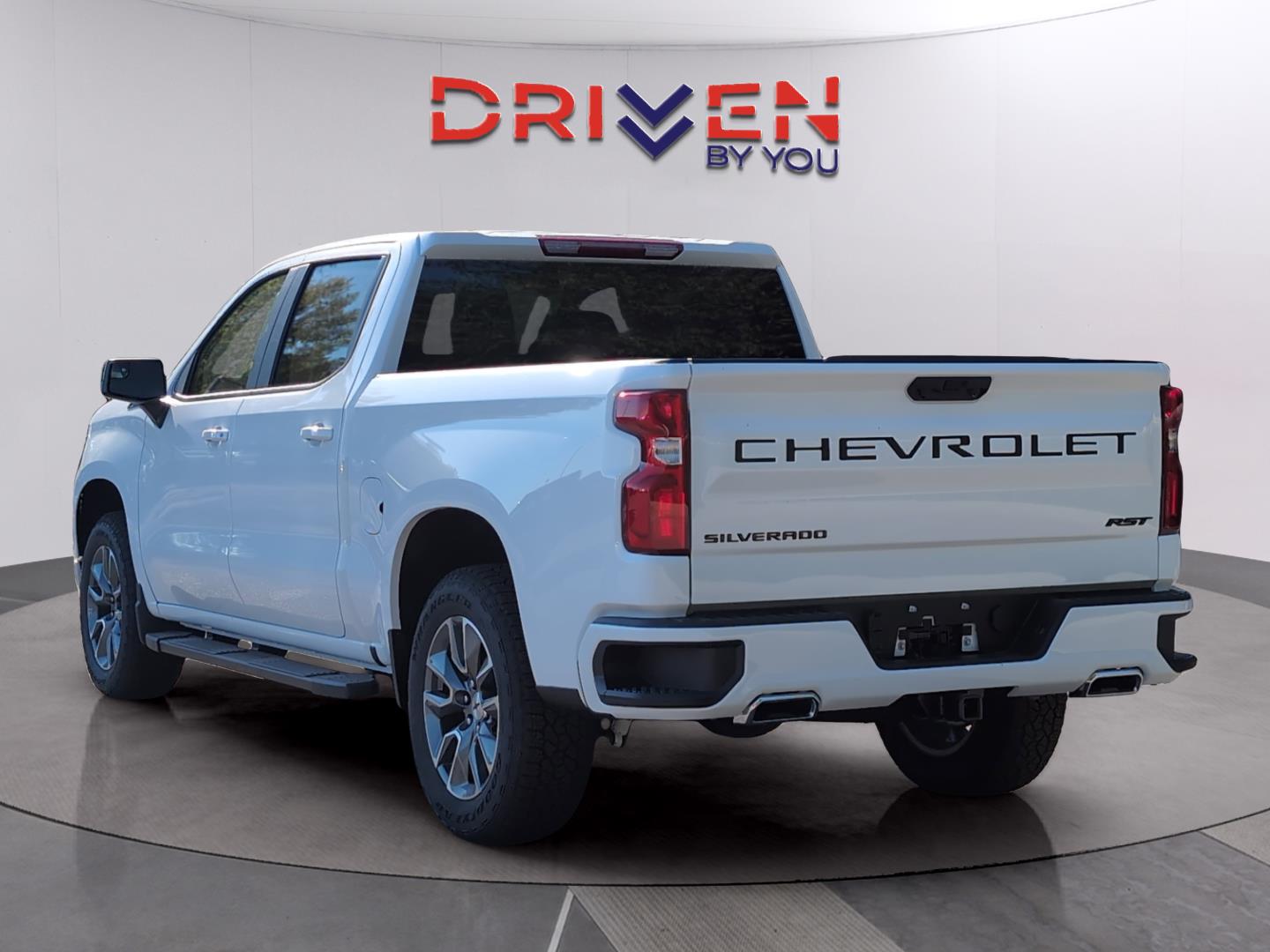 2026 Chevrolet Silverado 1500 RST photo 3