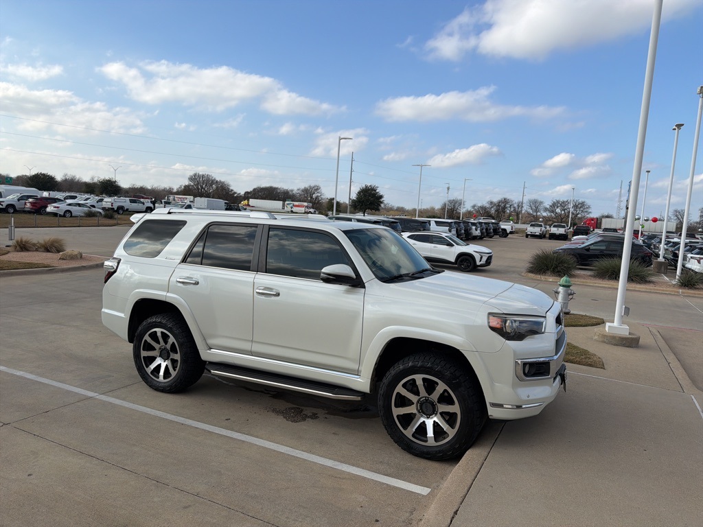 2018 Toyota 4Runner Limited's photo