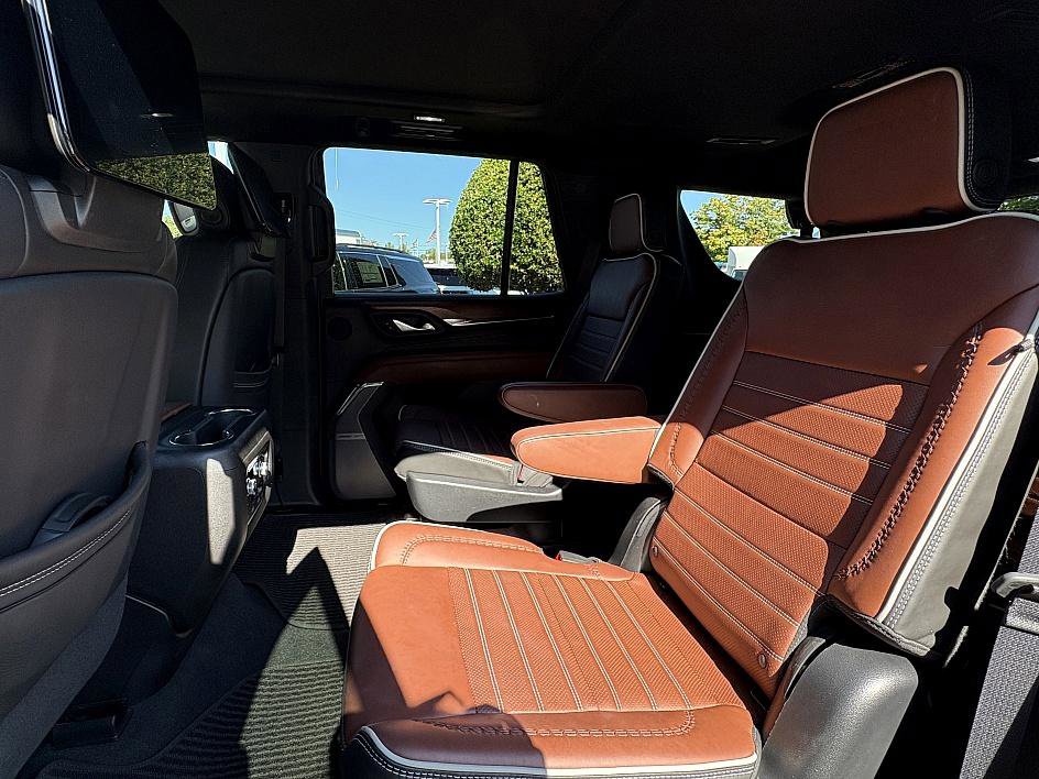 2023 Gmc Yukon Denali Ultimate photo 10