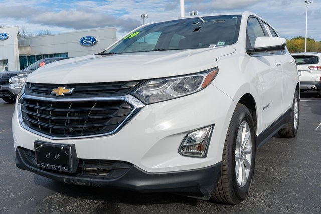 2019 Chevrolet Equinox LT photo 2