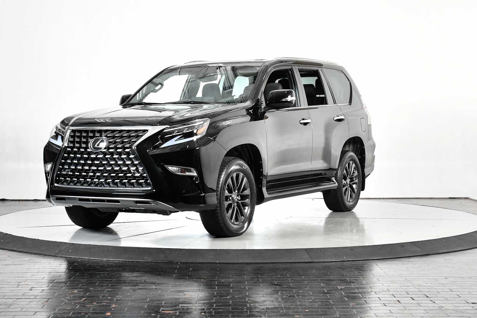 2022 Lexus GX Base's photo