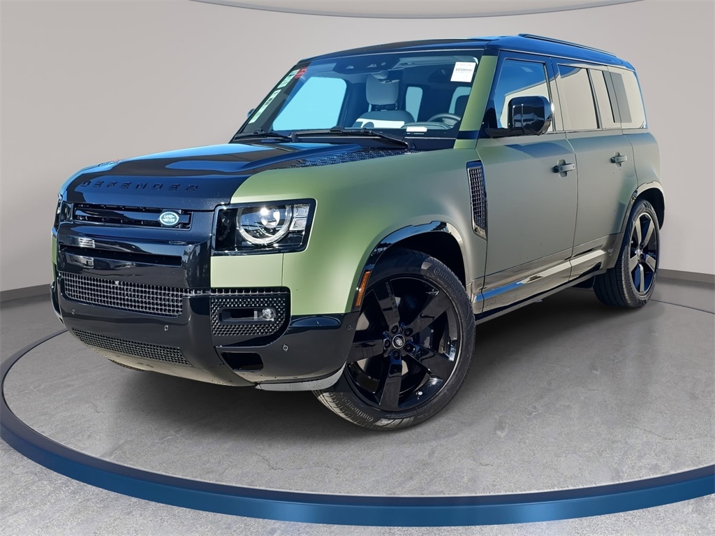 2025 Land Rover Defender X-Dynamic SE's photo