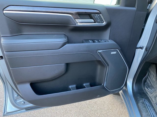 2023 Chevrolet Silverado 1500 LTZ photo 16
