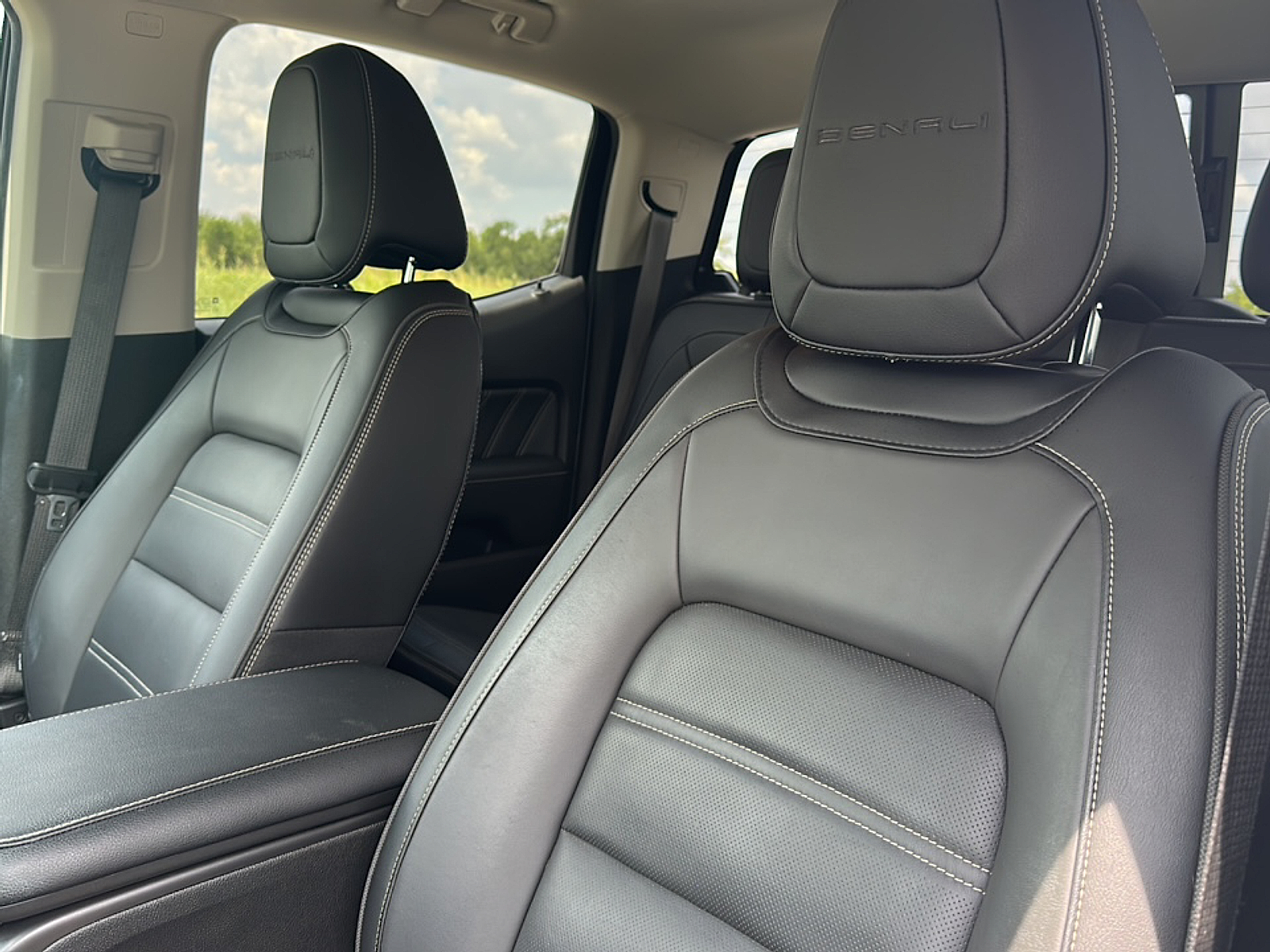 2021 Gmc Canyon Denali photo 4