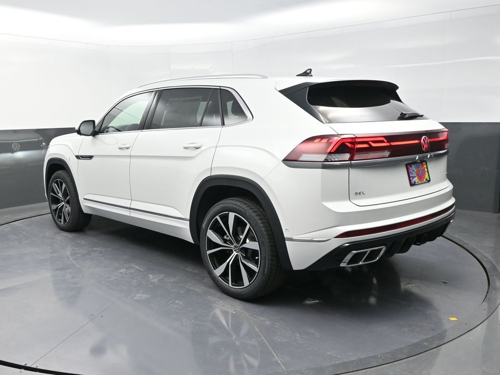2025 Volkswagen Atlas Cross Sport SEL Premium R-Line photo 5