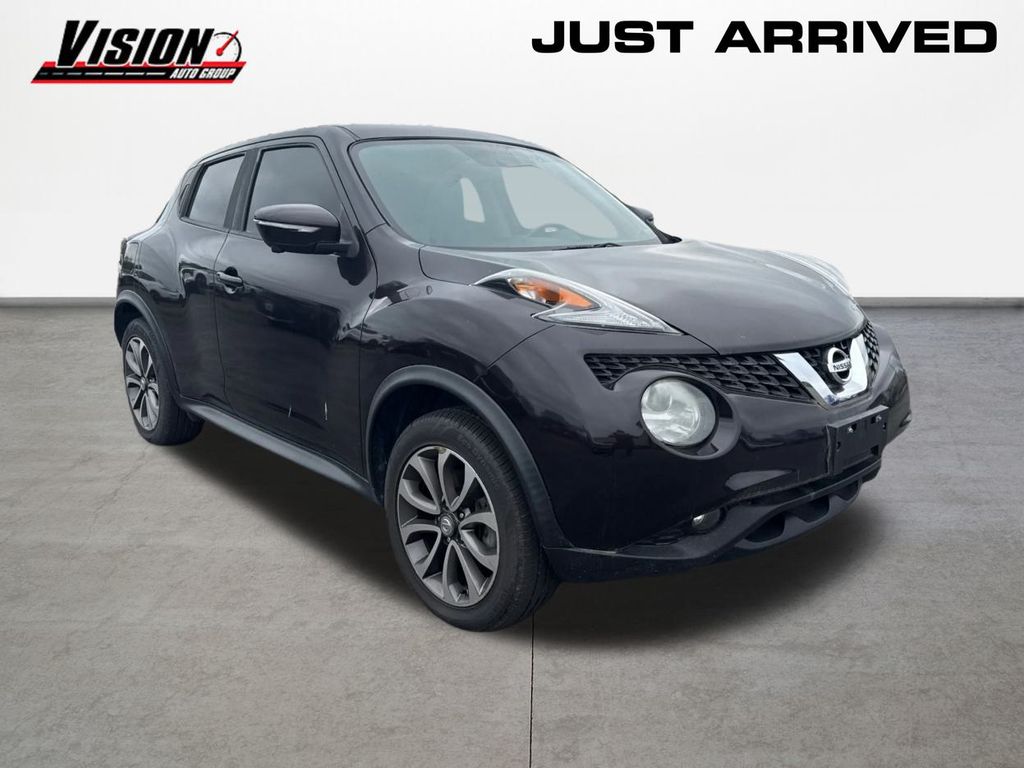 2017 Nissan Juke SL photo 3