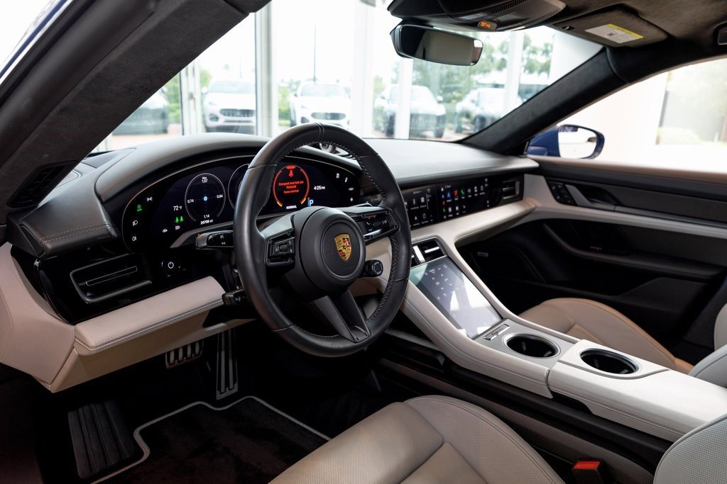 2022 Porsche Taycan Turbo S photo 20