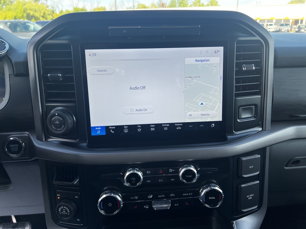 2025 Ford F-150 XLT photo 9