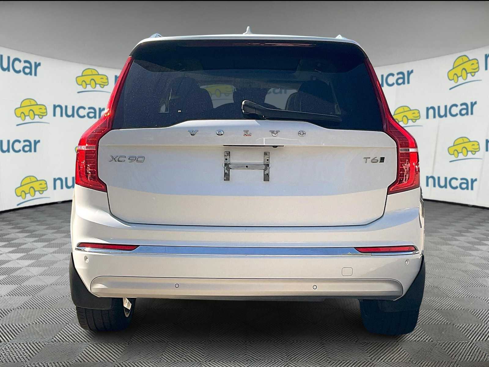 2022 Volvo XC90 Inscription photo 2