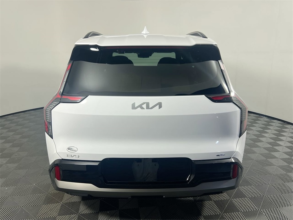 2026 Kia EV9 GT-Line AWD photo 4