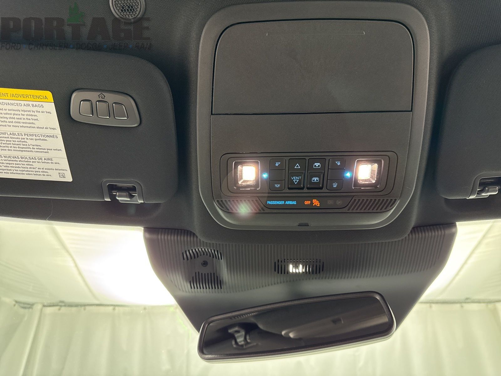 2025 Ford Explorer ST photo 24