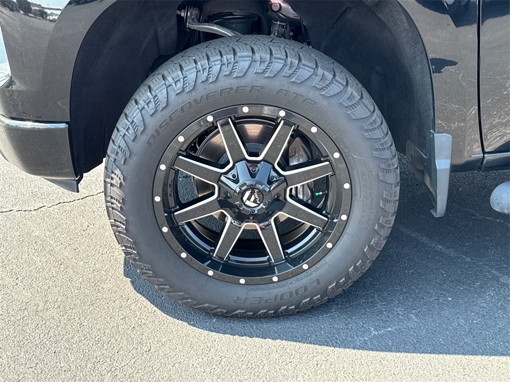 2023 Chevrolet Silverado 1500 Custom Trail Boss photo 10