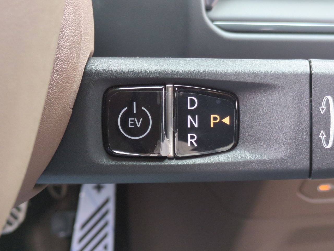 2026 Kia EV9 GT-Line photo 15