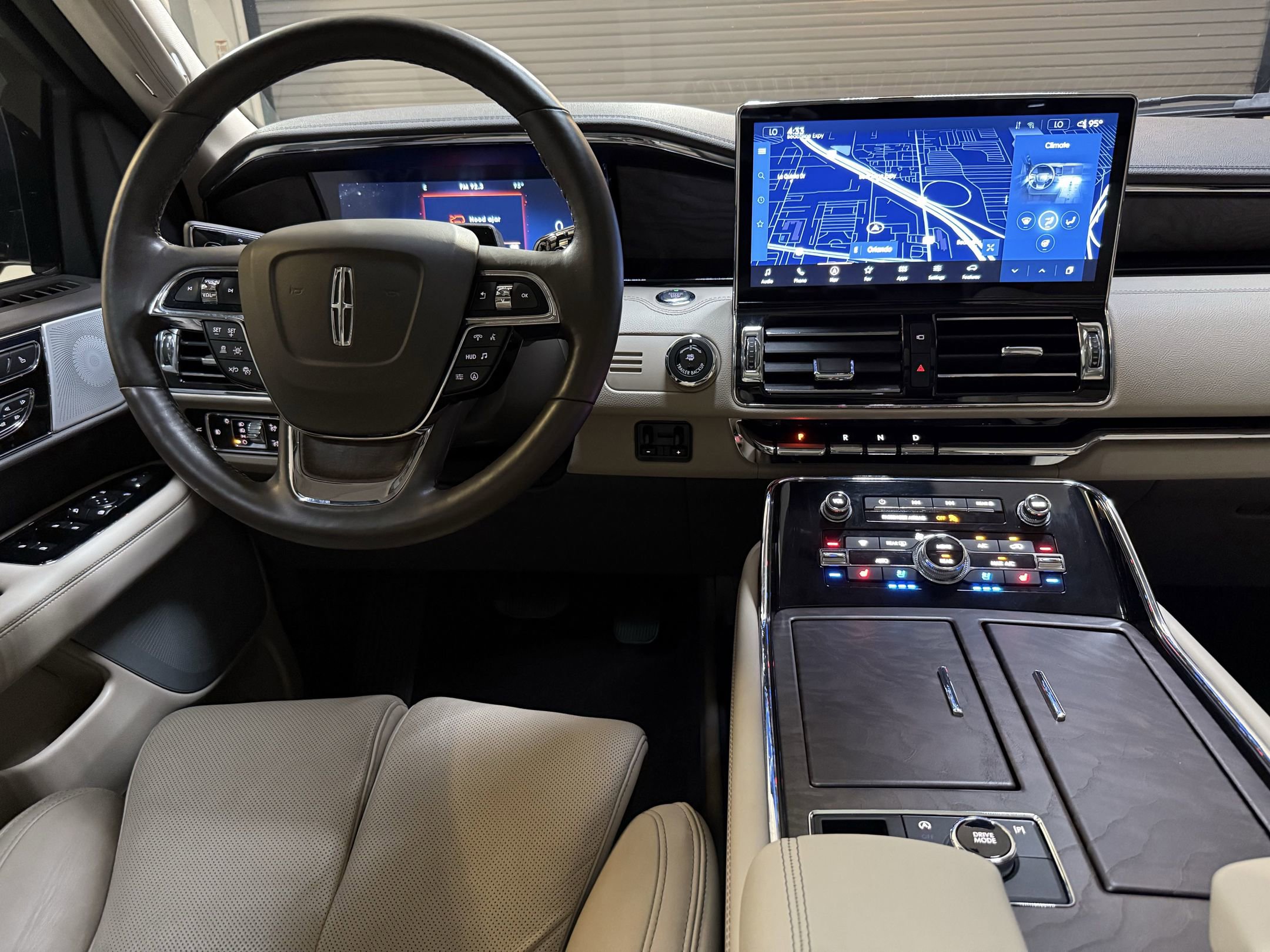 2024 Lincoln Navigator Reserve photo 4