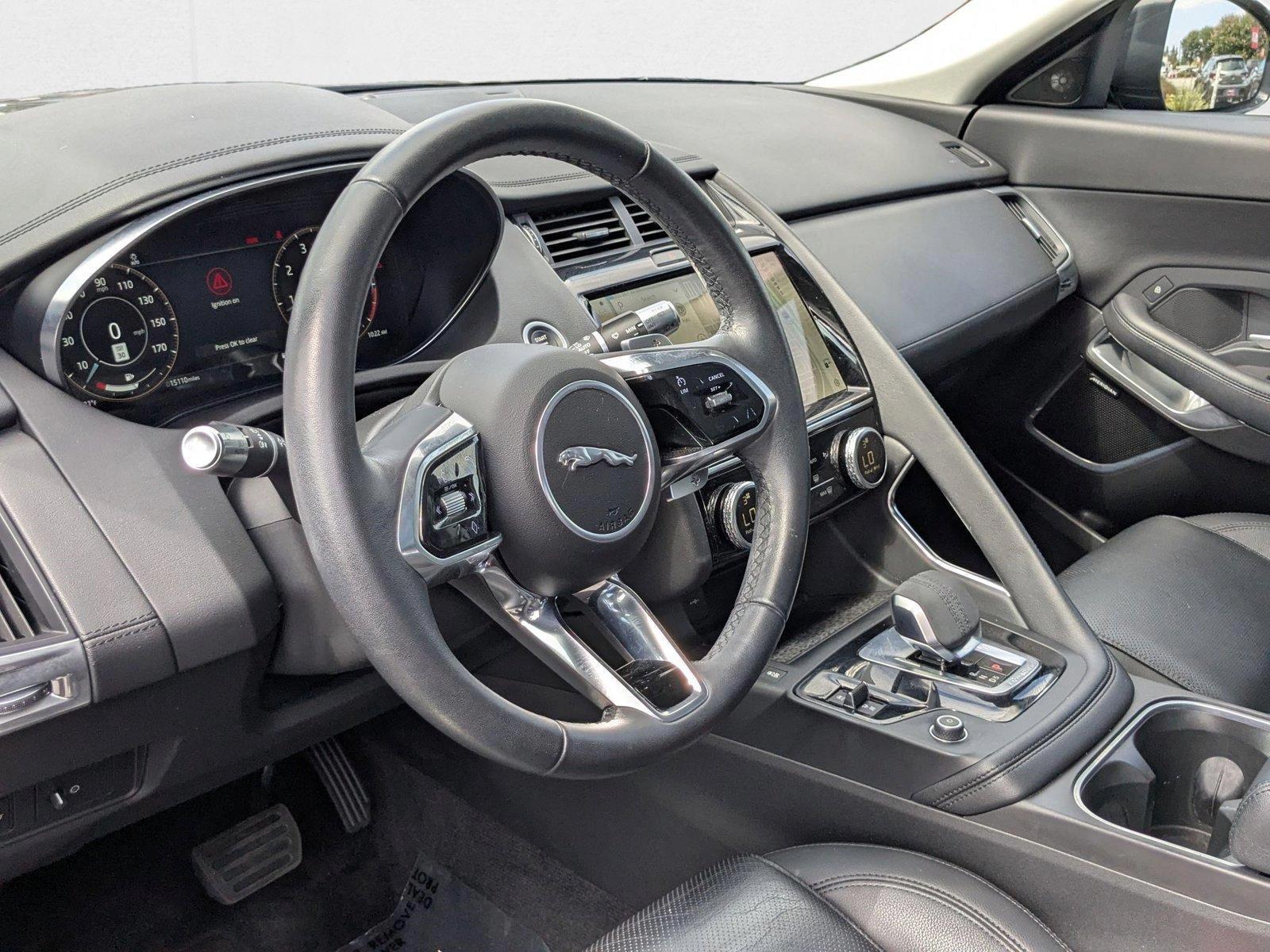 2022 Jaguar E-PACE P250 SE photo 10