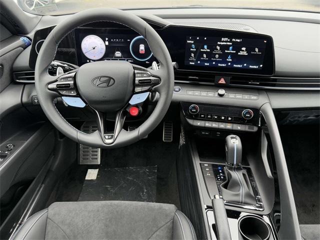2025 Hyundai Elantra N Base photo 16