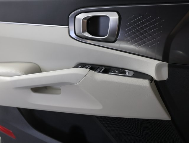 2025 Kia Sorento S photo 20