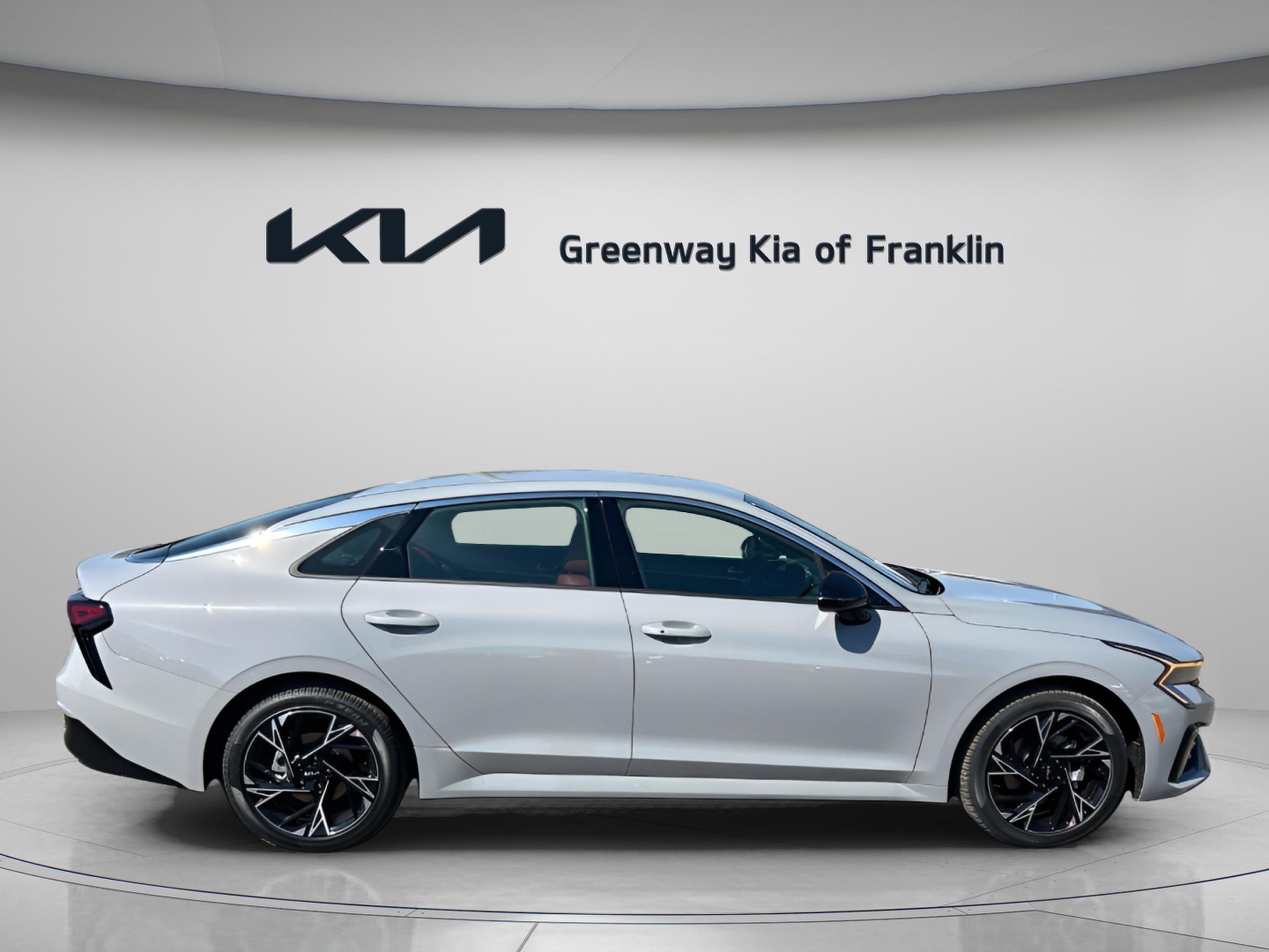 2026 Kia K5 GT-Line photo 8
