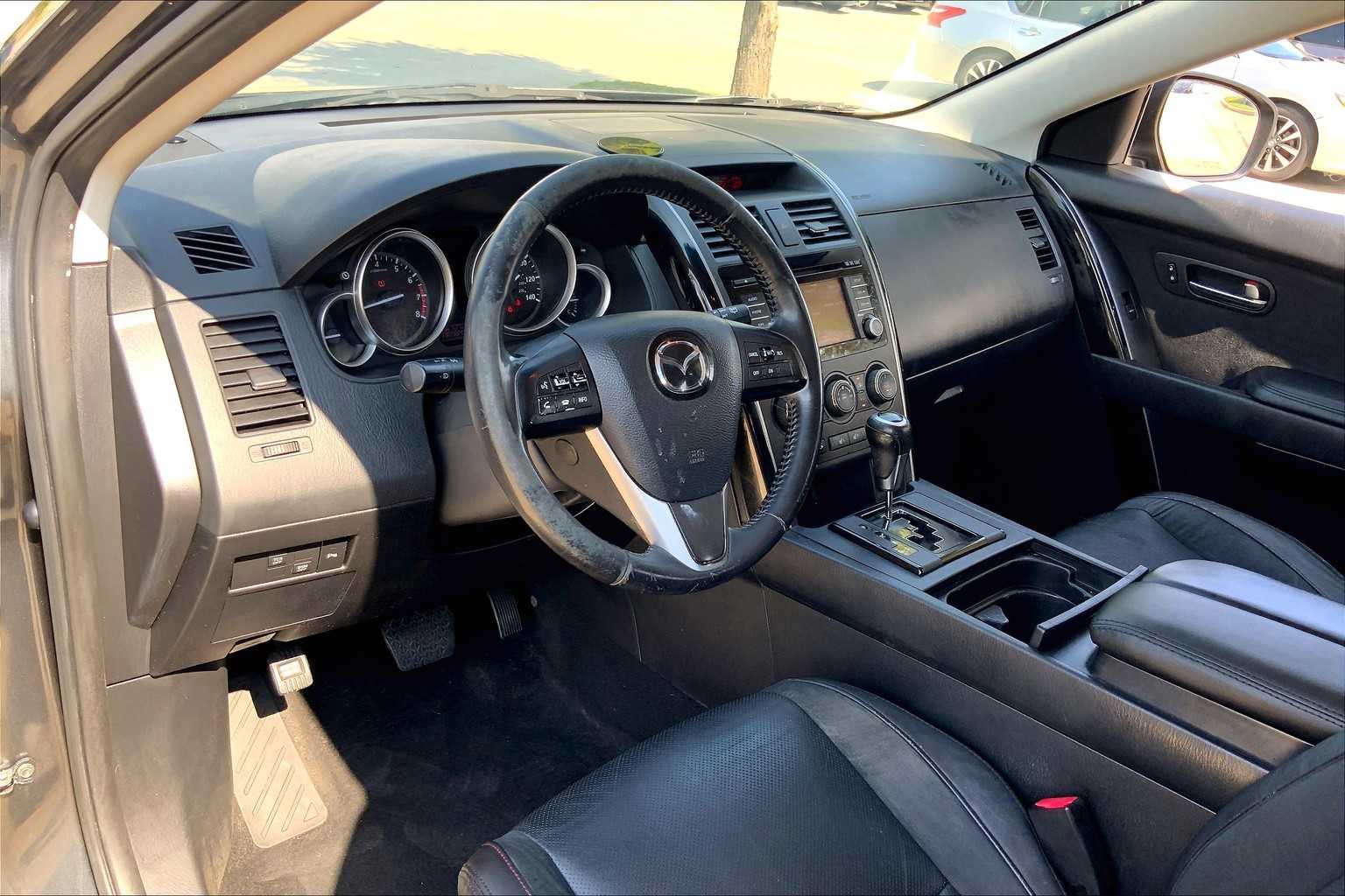 2014 Mazda CX-9 Touring photo 17