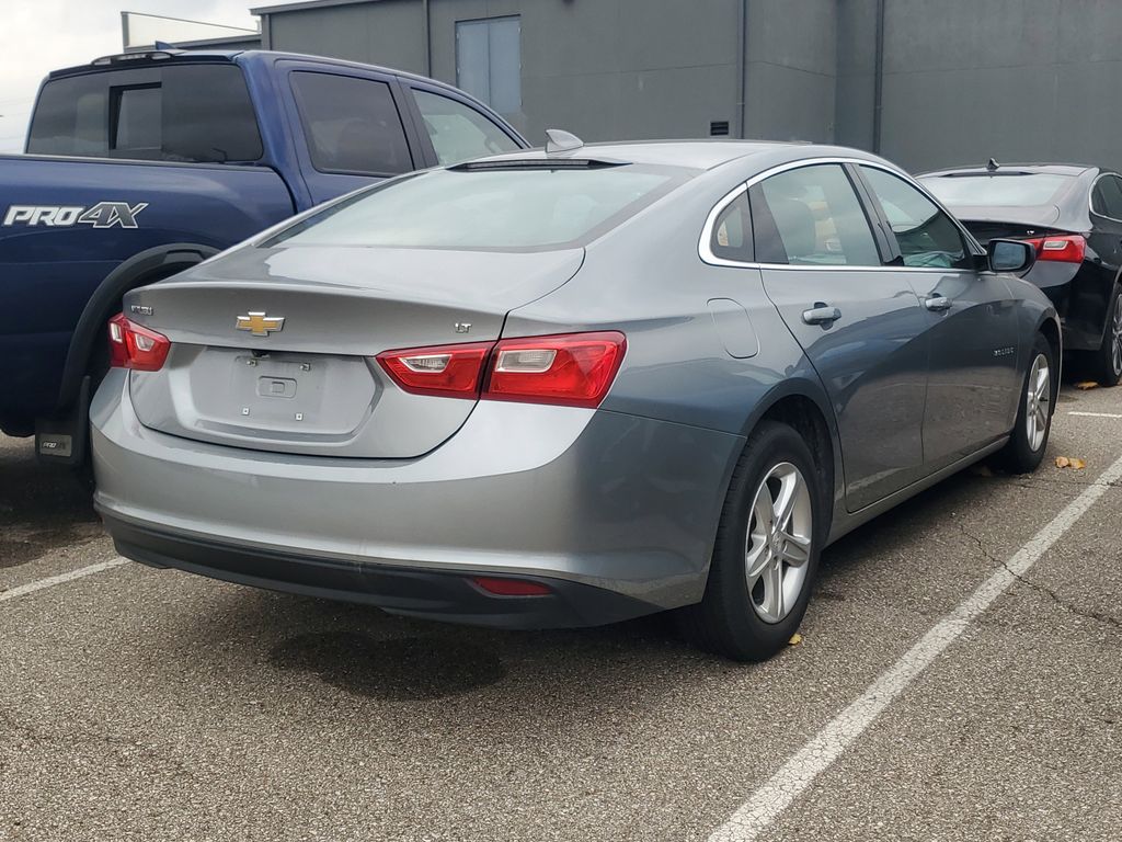 2023 Chevrolet Malibu 1LT photo 4