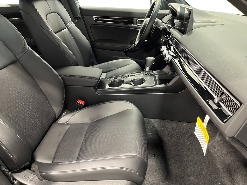 2026 Honda Civic Hybrid Sport Touring photo 24