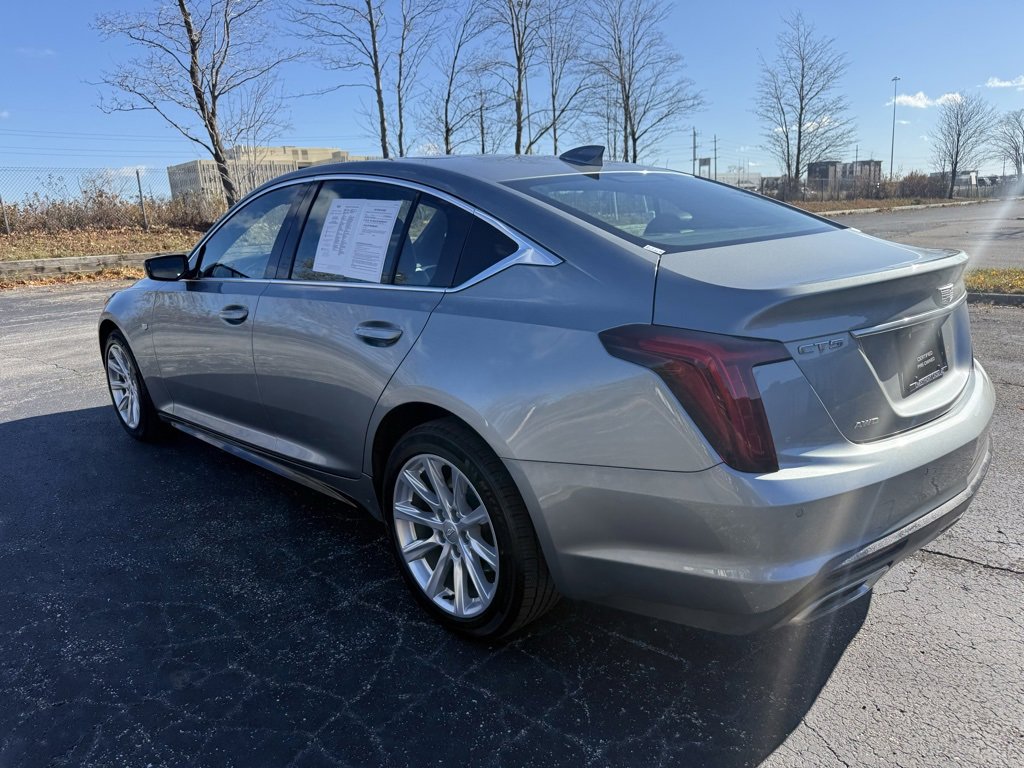 2023 Cadillac CT5 Luxury photo 3