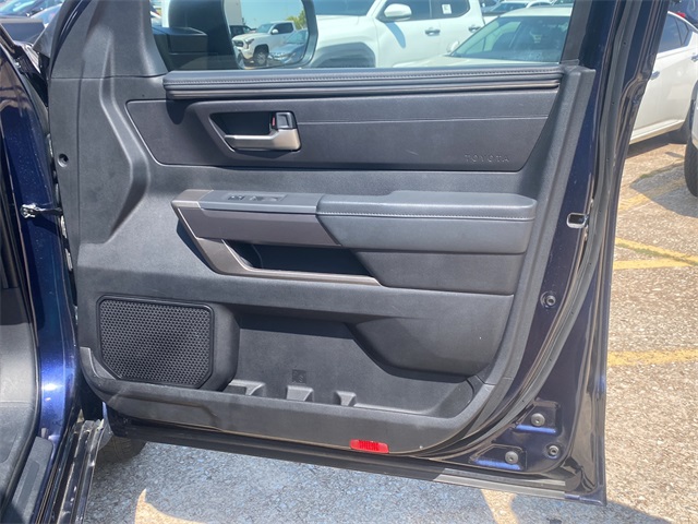2022 Toyota Tundra SR5 photo 10