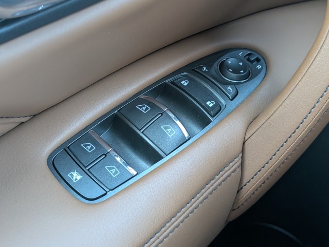 2023 Infiniti QX80 Sensory photo 24