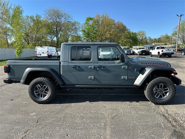 2025 Jeep Gladiator Mojave photo 6