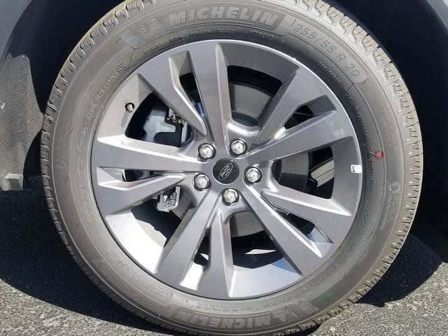 2025 Ford Explorer photo 27