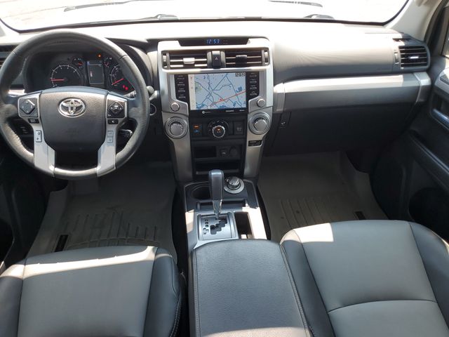 2022 Toyota 4Runner SR5 photo 13